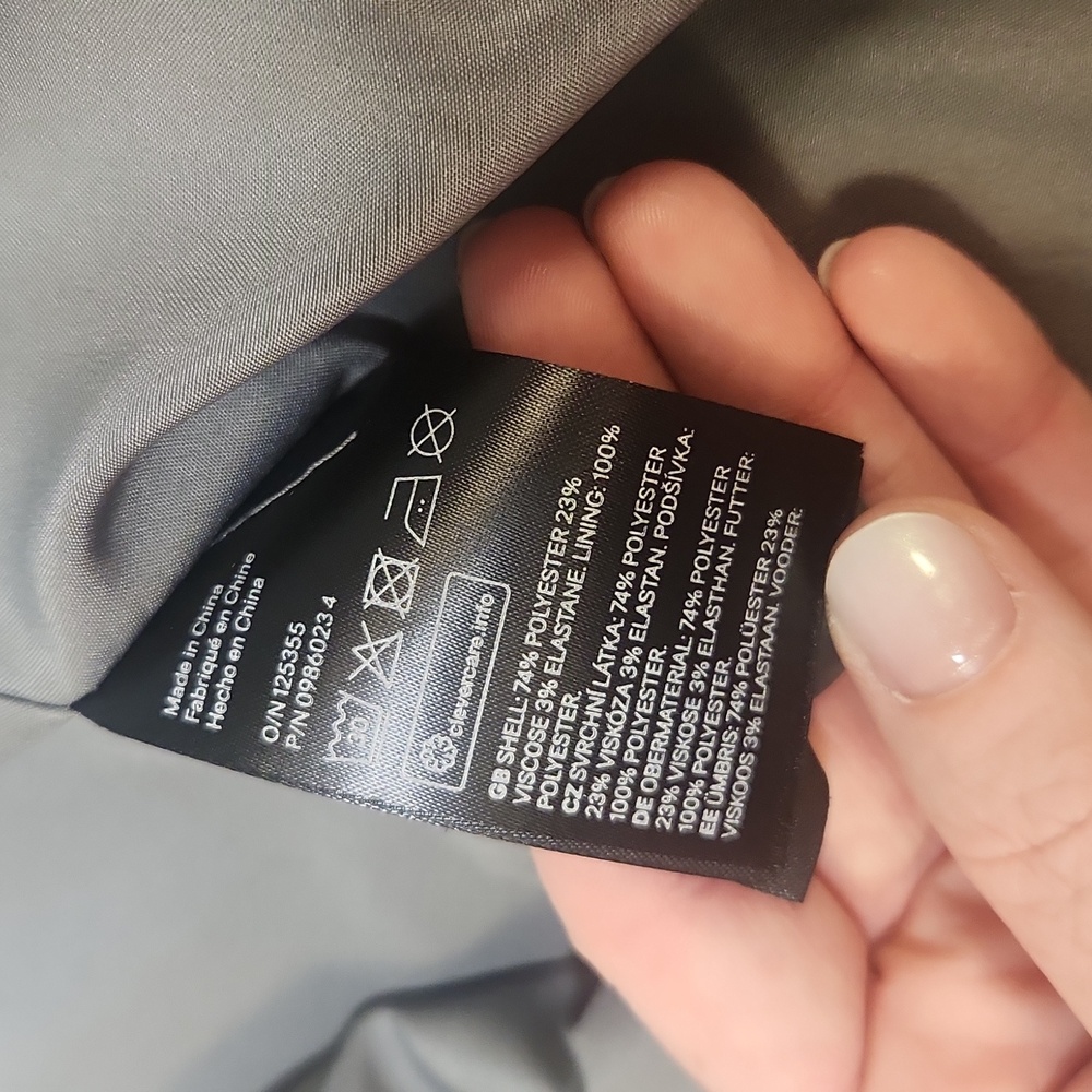 H&M Light Gray Oversized Blazer, Size XS - Picture 8 of 8